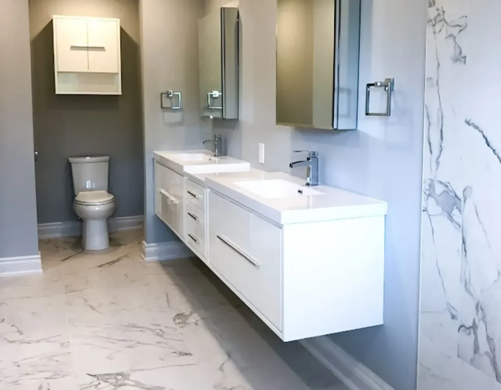 Custom Bathrooms in Mississauga, ON, bathrooms by CNG Contracting (photo 3)