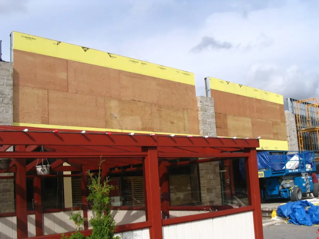 Construction of a shopping plaza, commercial by CNG Contracting (photo 4)