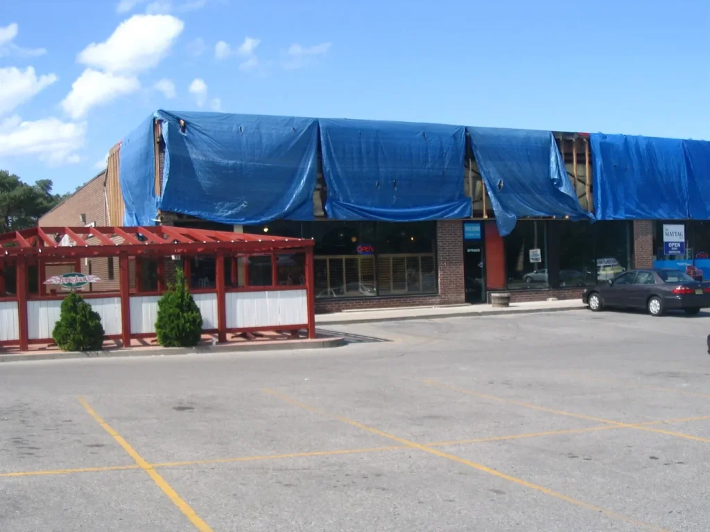 Construction of a shopping plaza, commercial by CNG Contracting (photo 17)