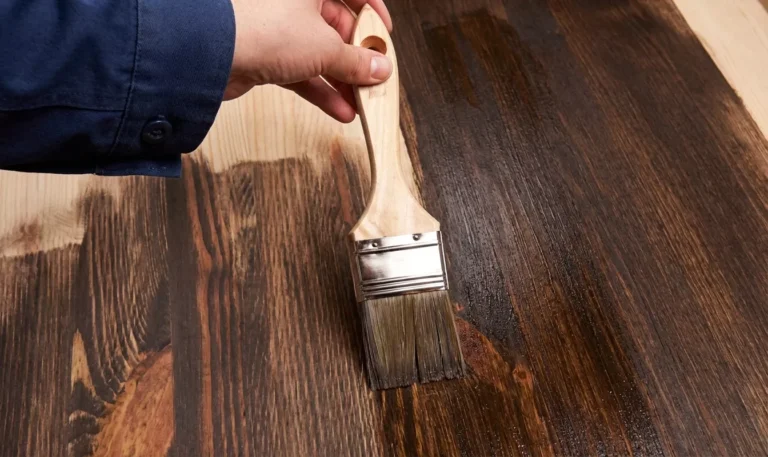 furniture-staining-refinishing-69501ddf78207-a93.webp